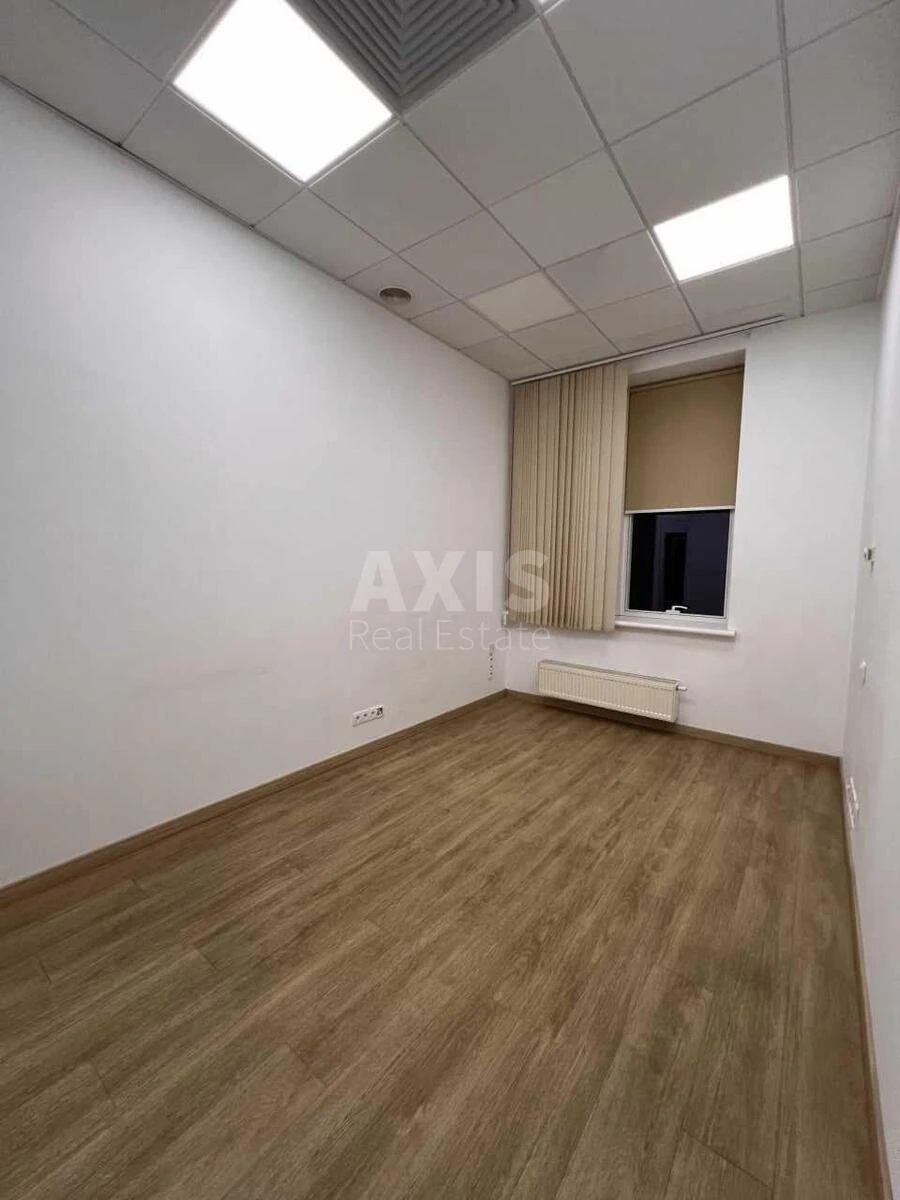 Офис ул. Жилянская 110, 530м26698516