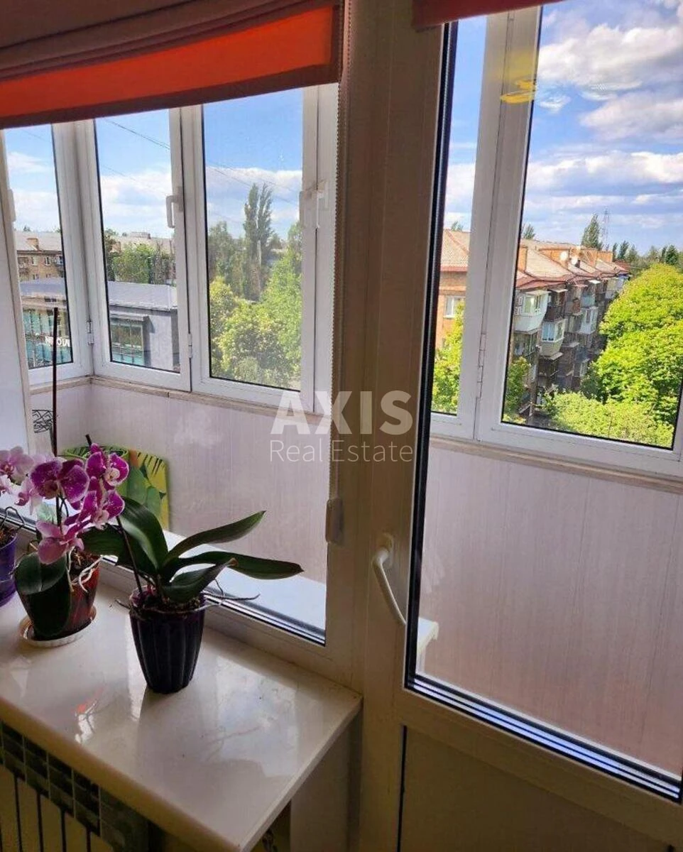 4k apartment vul. Saljutna 4А569392