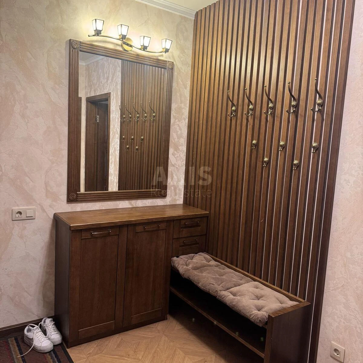 1k apartment vul. Sverstjuka Jevgena 46429513