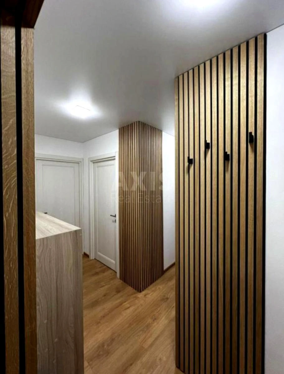 2k apartment vul. Jevgena Konoval'cja 15, корп. 1703332