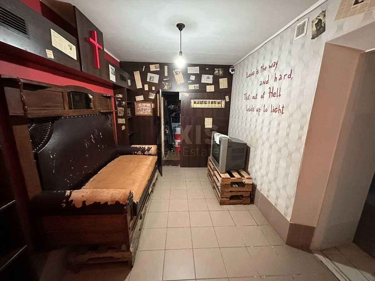 Trade object vul. Mykil's'ko-Botanichna 3, 130m2672476