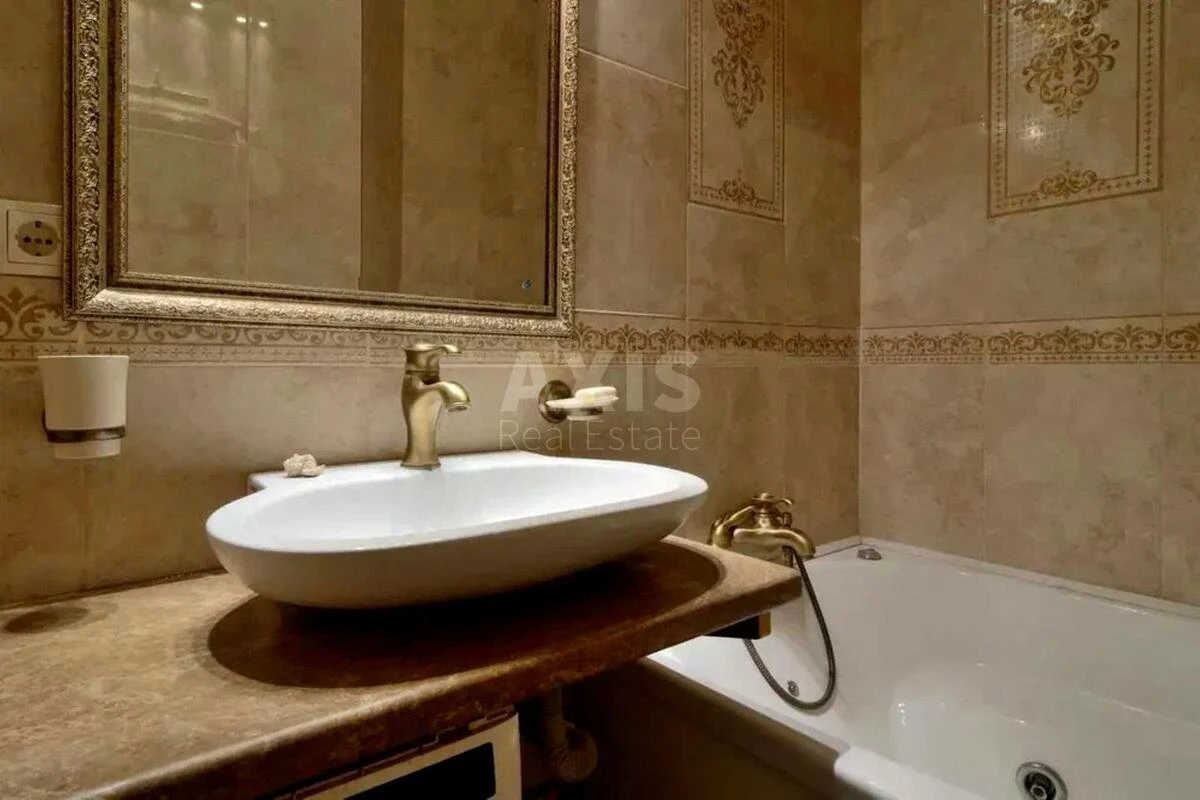 2к квартира ул. Василия Тютюнника 37/16391412