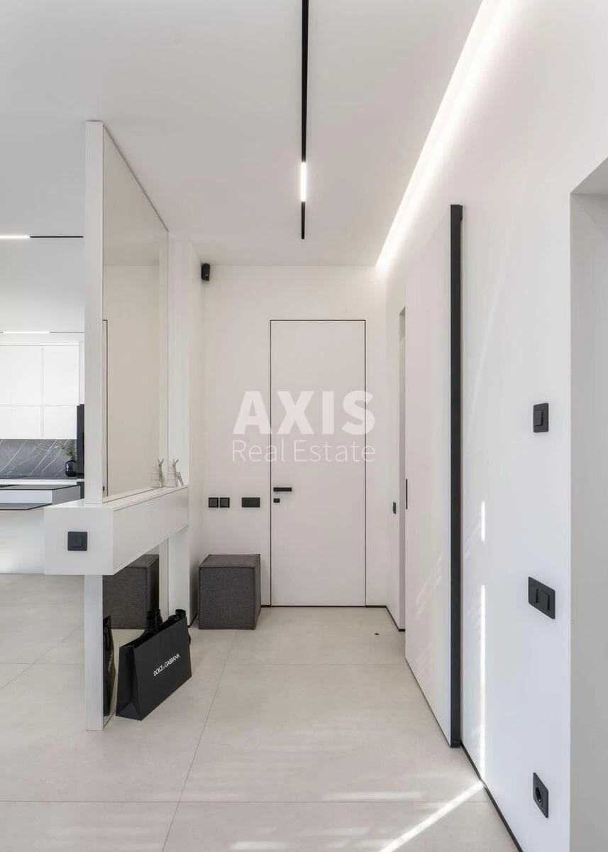 3k apartment vul. Radchenka Petra 27656857