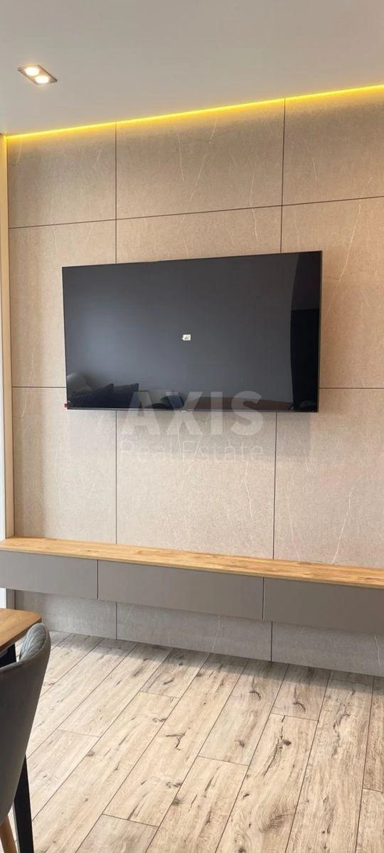 2k apartment nab. Dniprovs'ka 20А709769