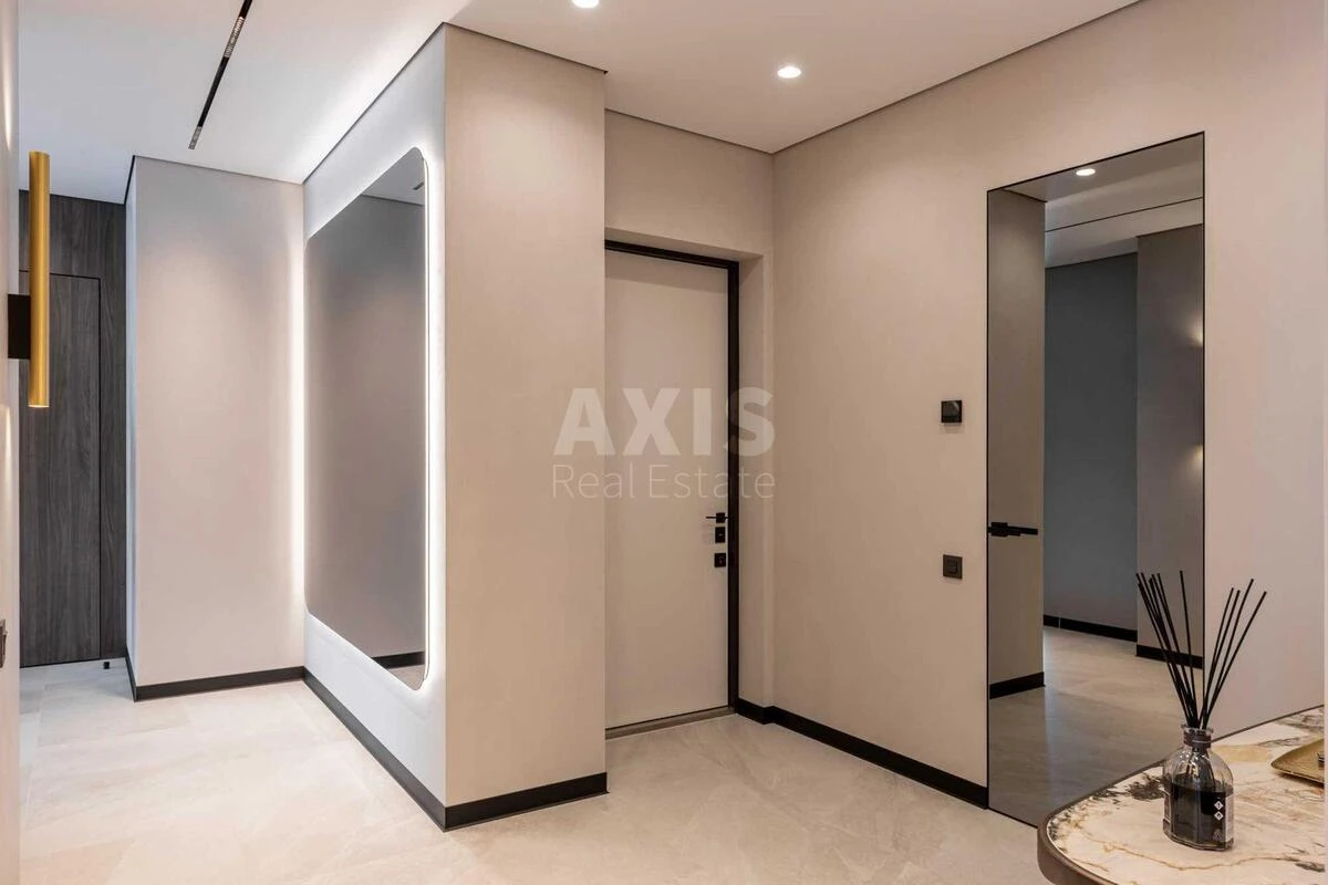 4k apartment vul. Dragomyrova Myhajla 184775115