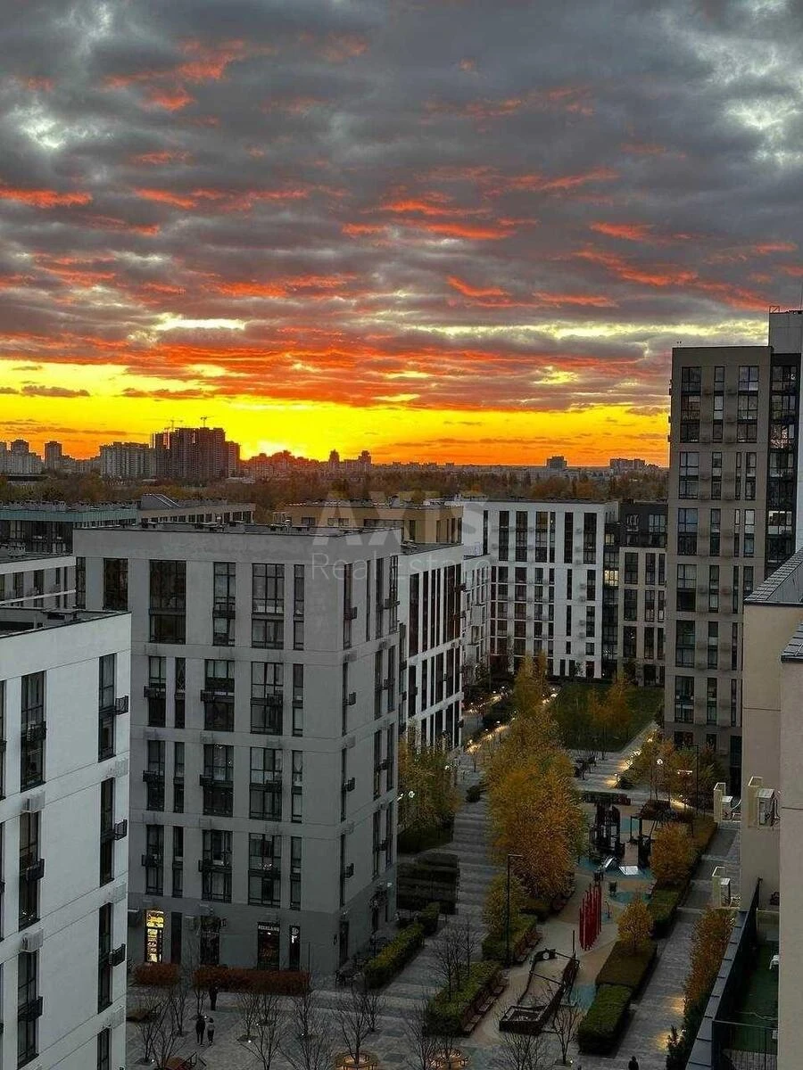 3k apartment vul. Saljutna 2Б649211