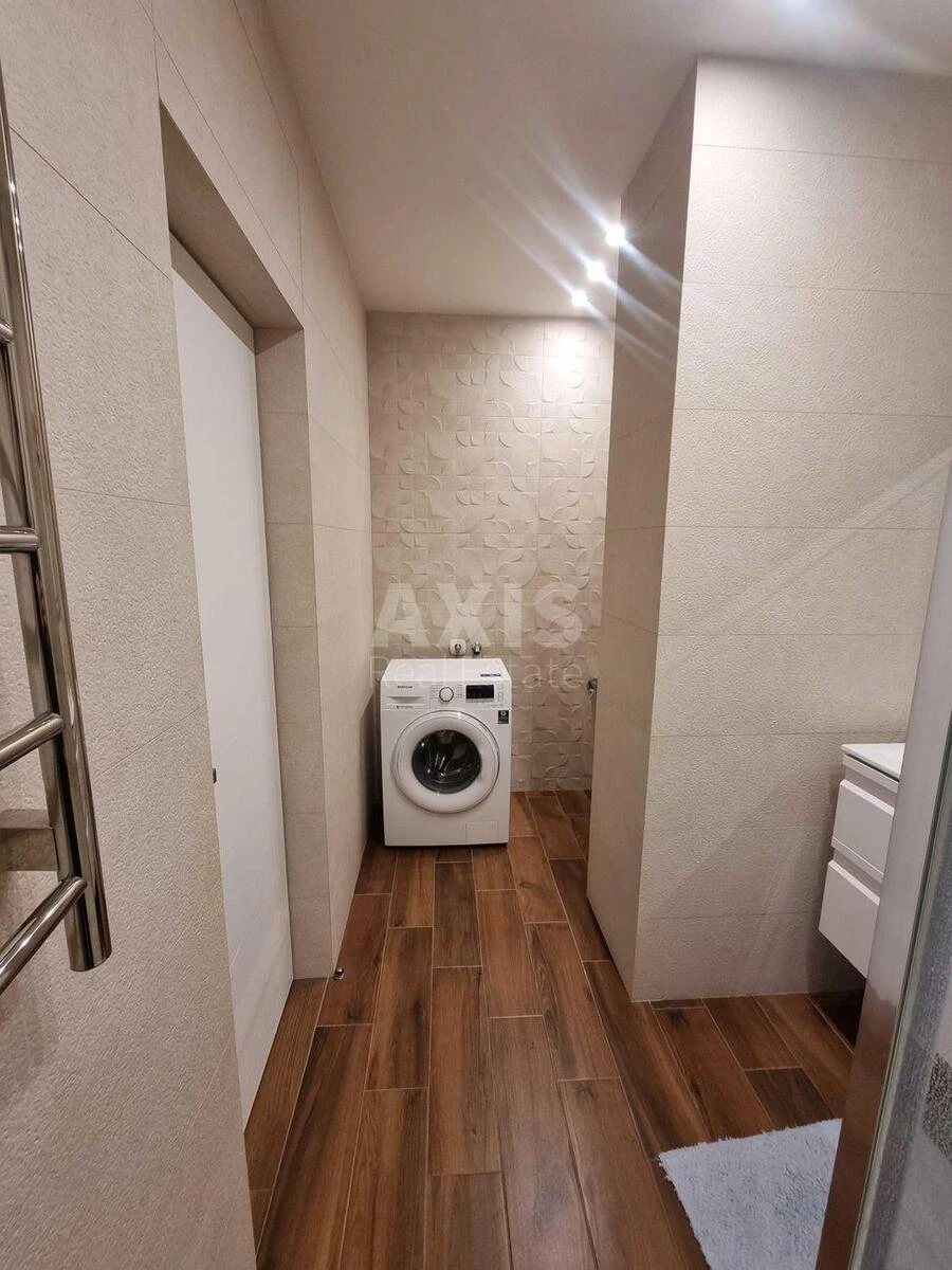 2к квартира ул. Антоновича 747144511