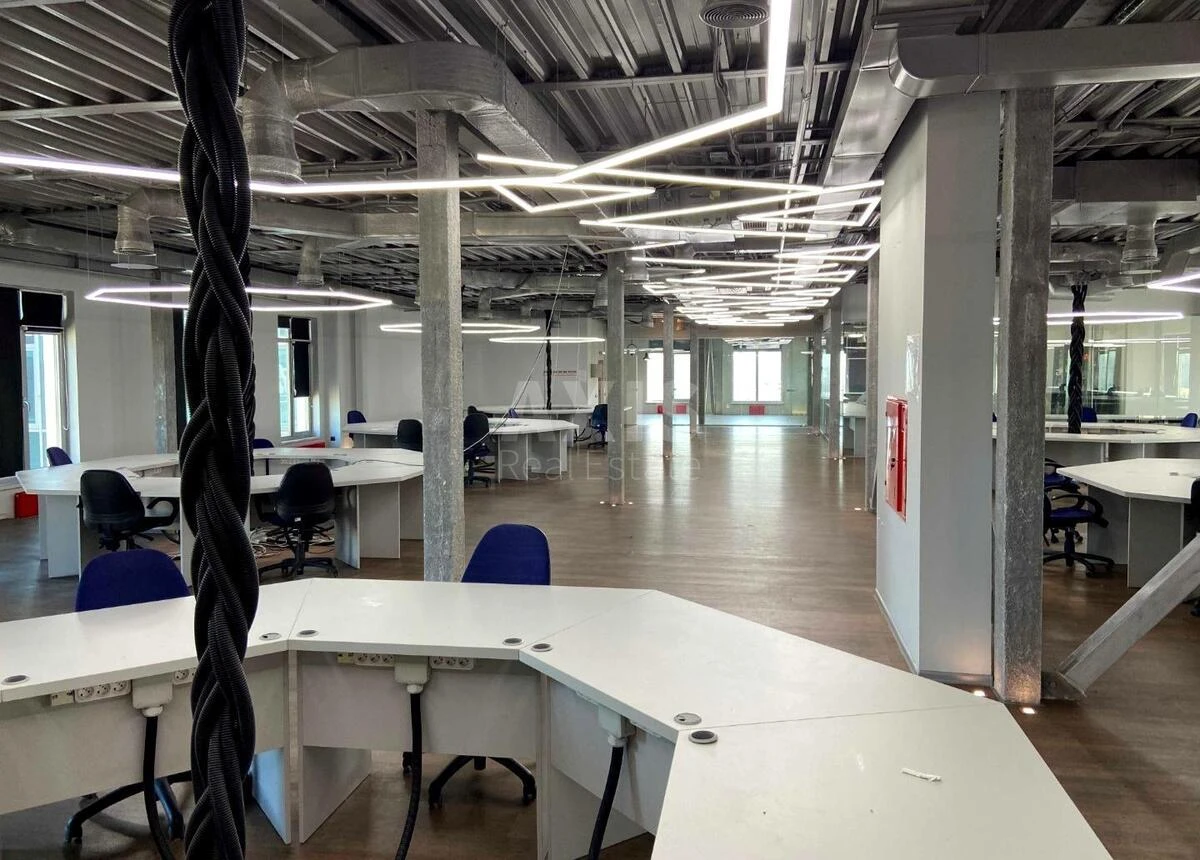 Office vul. Degtjarivs'ka 27Т, 777m2668761