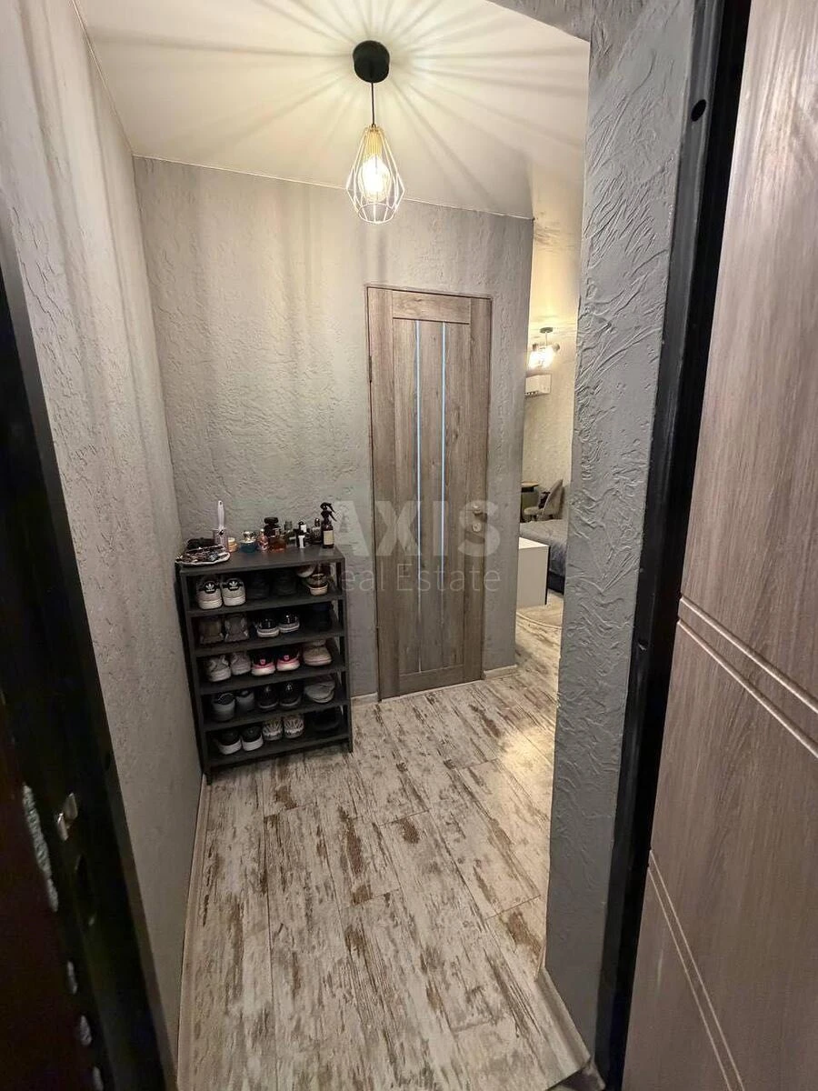 1k apartment vul. Post-Volyns'ka 2/1037012410