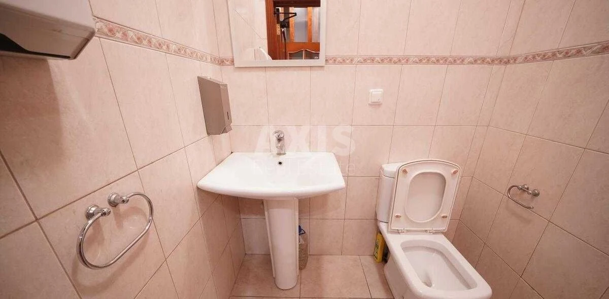 Офис ул. Трехсвятительская 13, 200м26701510