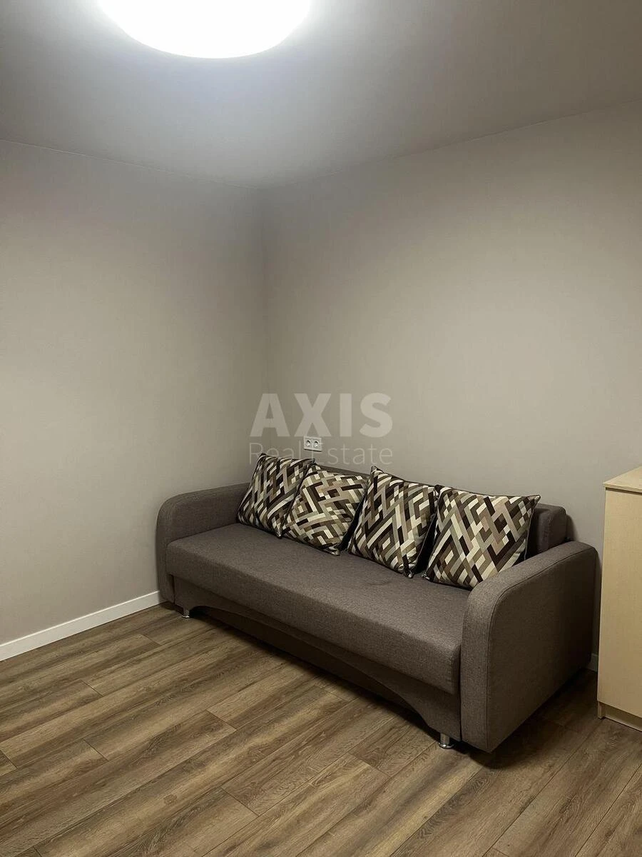 1k apartment prov. Jasynuvats'kyj 11670234