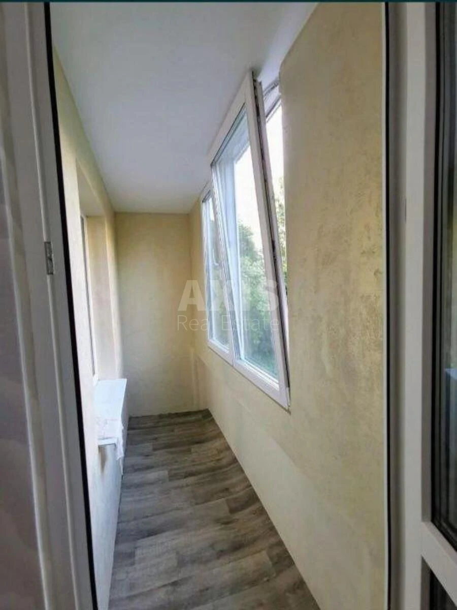 1k apartment vul. Entuziastiv 29/1656213