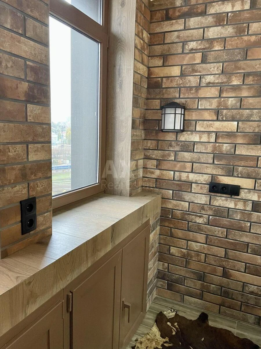 1k apartment pr-t Berestejskij 11672182