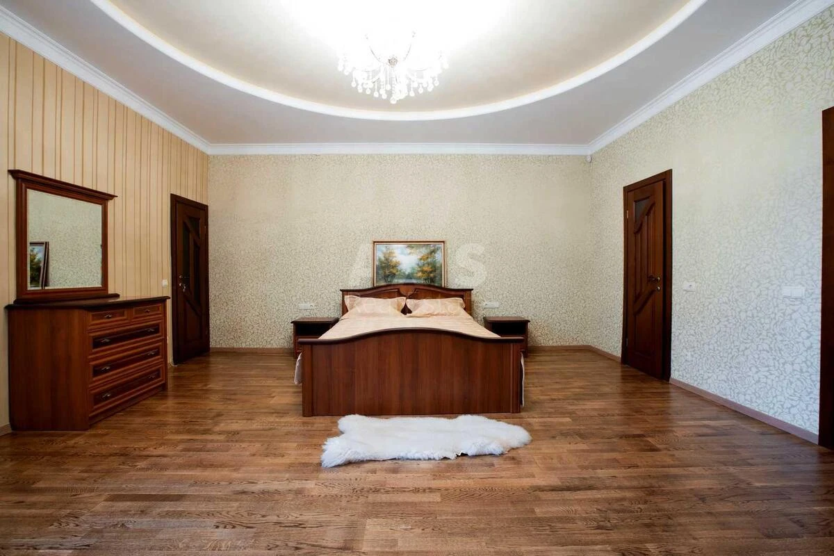House vul. Pryvitna, 499m2, Kyiv city7043418