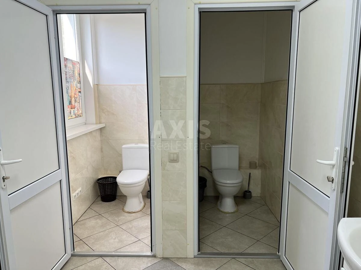 Офис ул. Лауреатская 8, 600м26005610