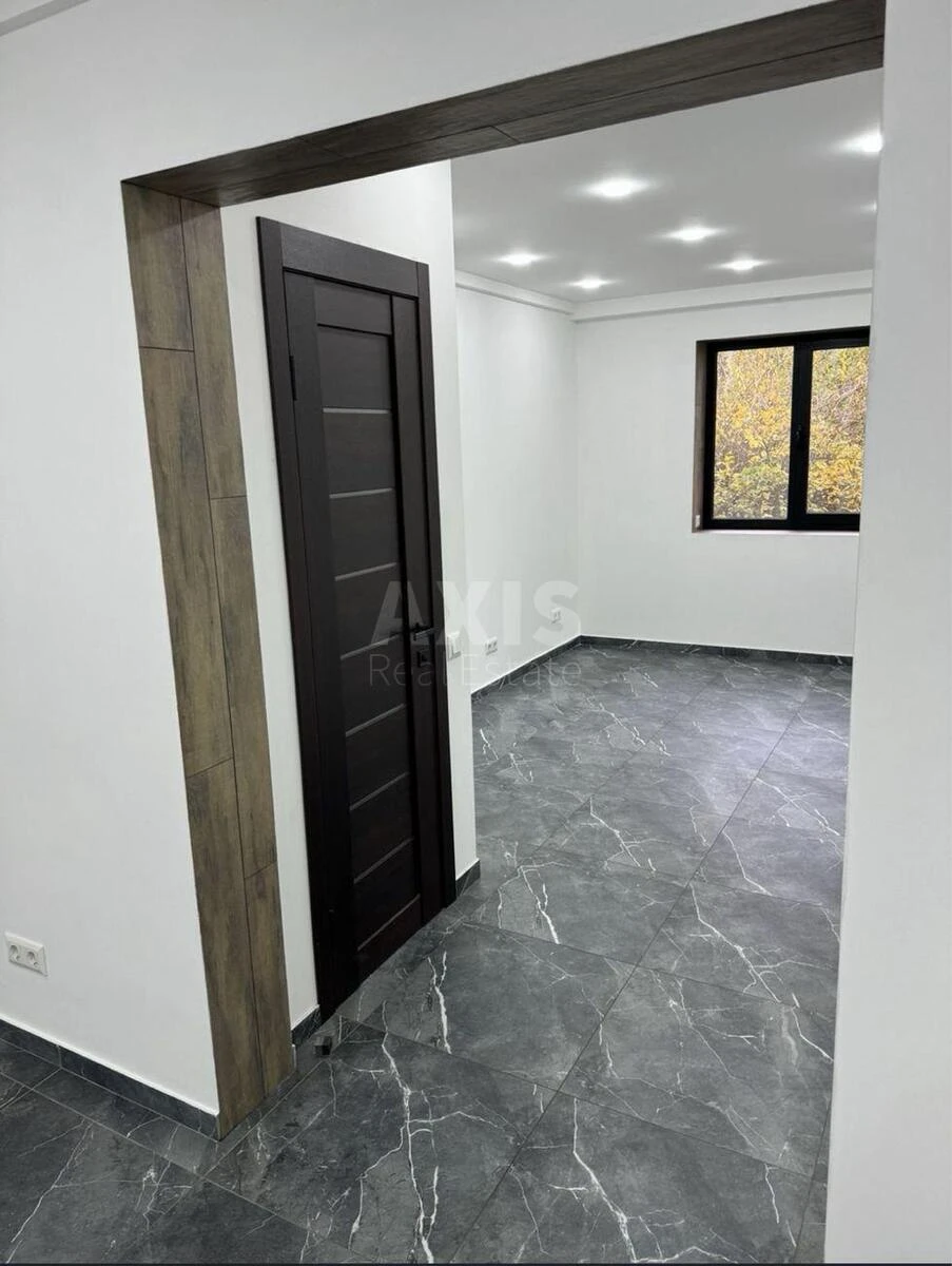 Trade object bul. Igorja Shamo 19, 35m2710423
