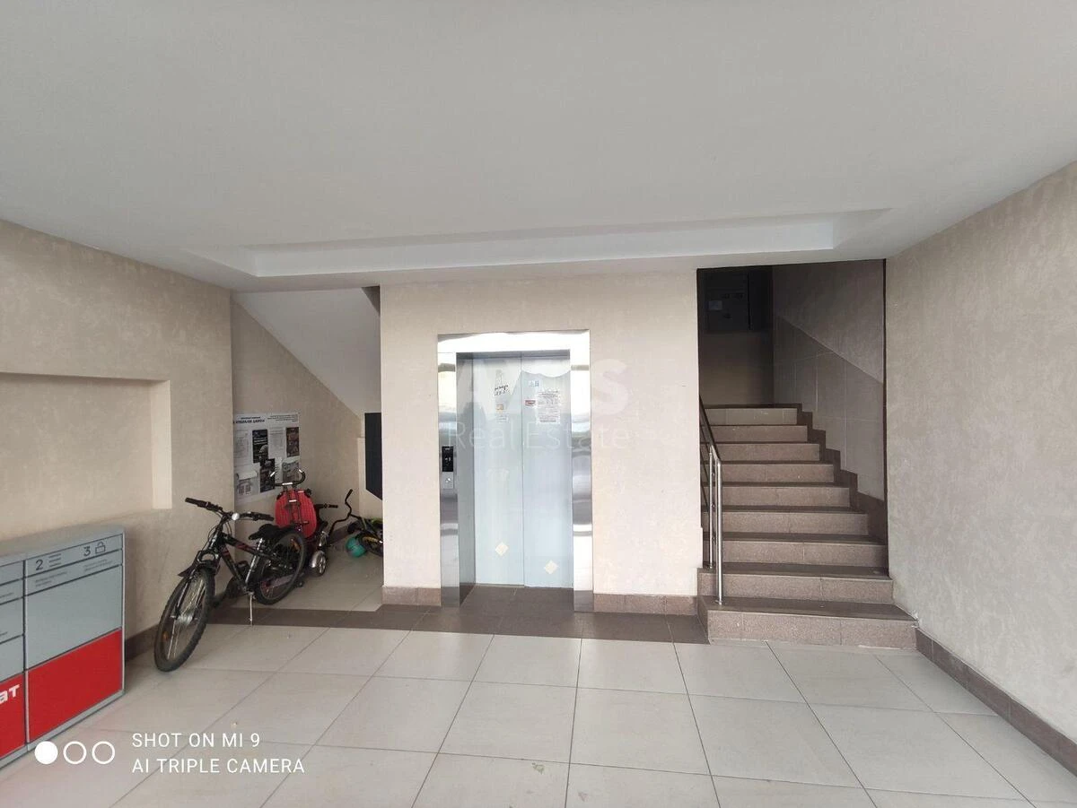 1k apartment vul. Metrologichna 25А708389
