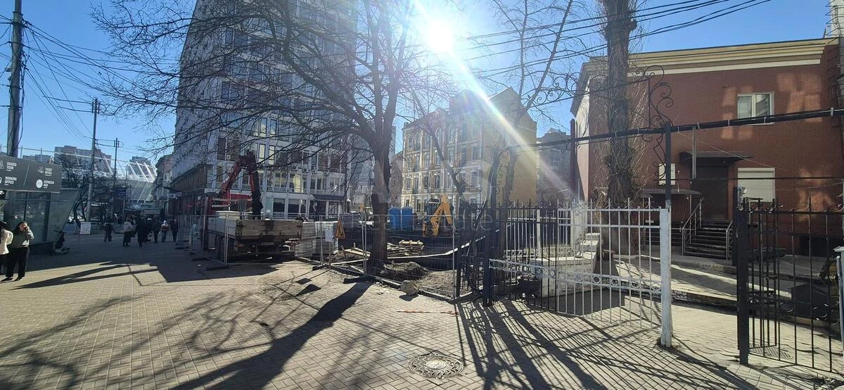 Trade object vul. Rustaveli Shota 15Б, 122m26666512