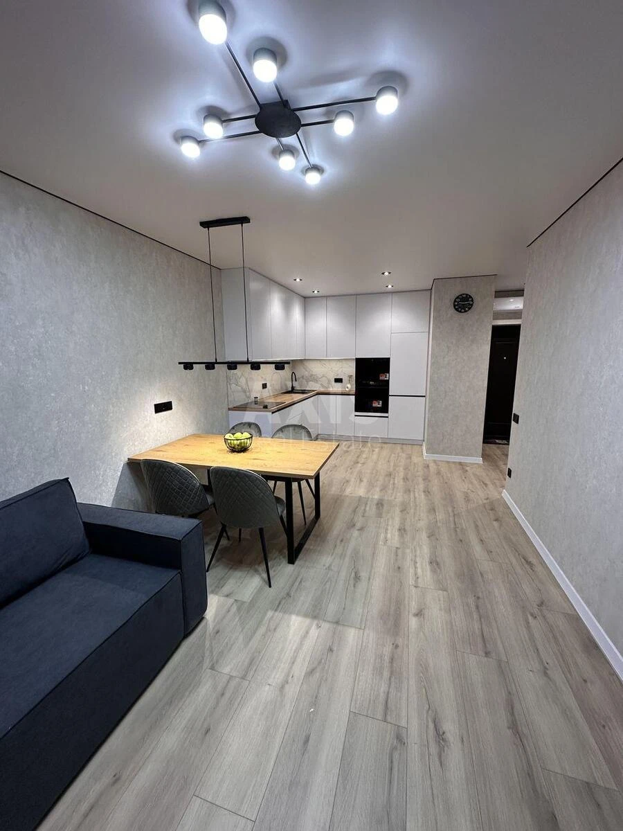 1k apartment vul. Rodyny Kristeriv 14650860