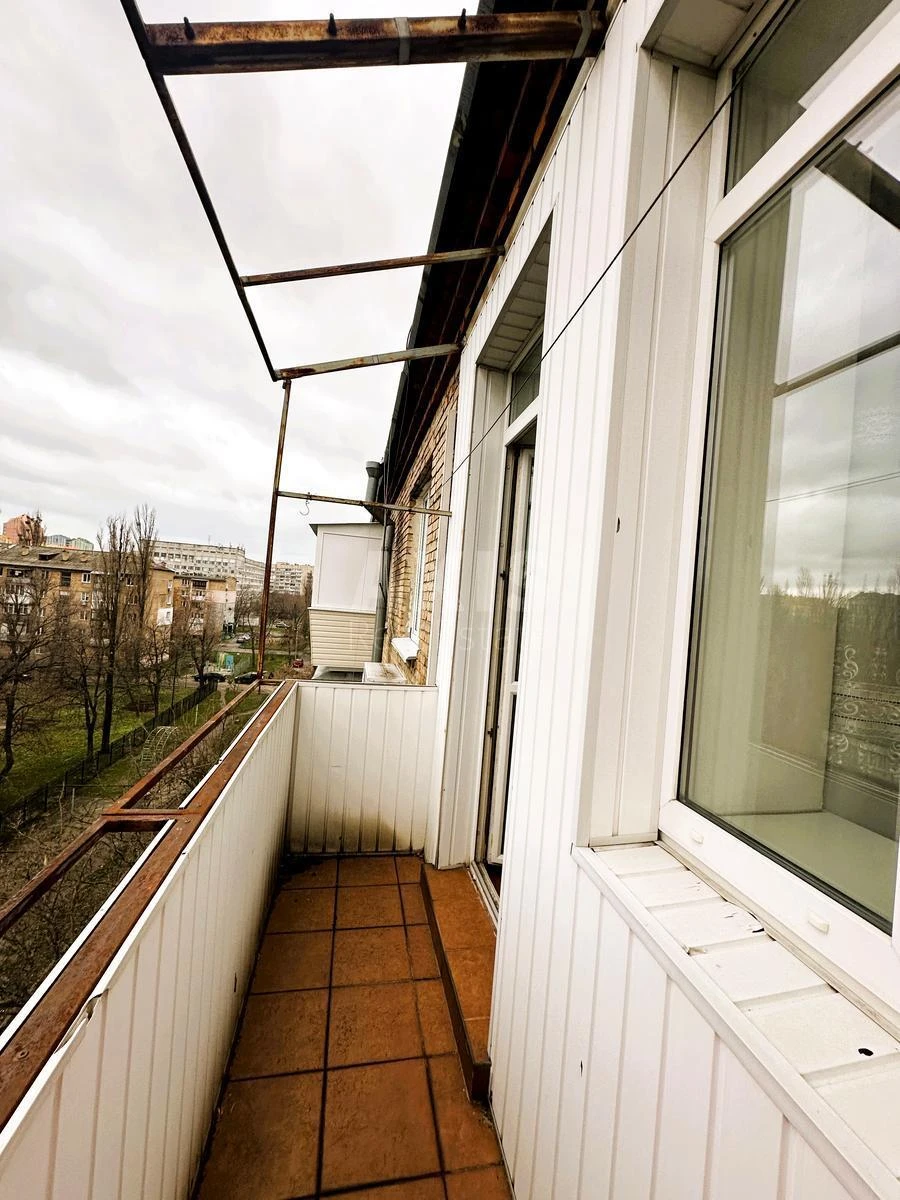 1k apartment pr-t Sobornosti 36655814