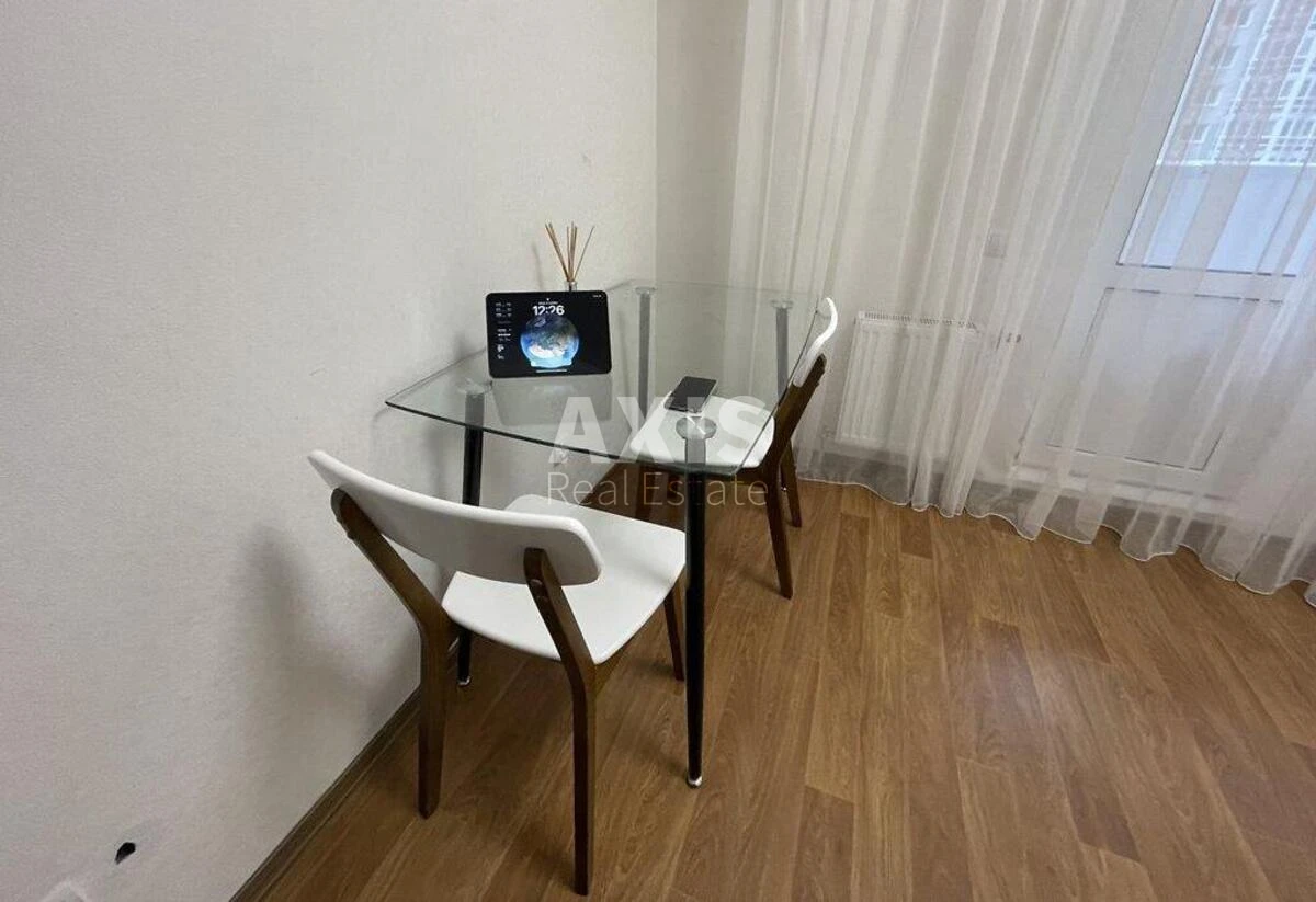 1k apartment vul. Rusovoi' Sofii' 7А570950