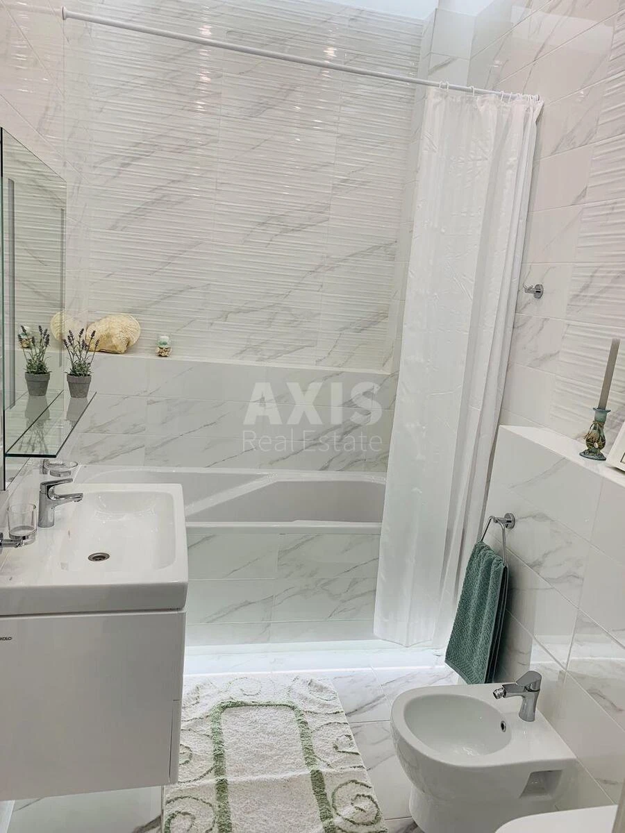 2k apartment vul. Pyrogova 1/35637015