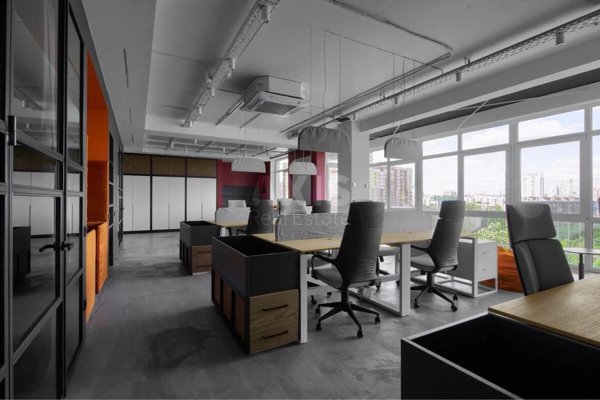 Office vul. Sichovyh Stril'civ 84А, 217m2