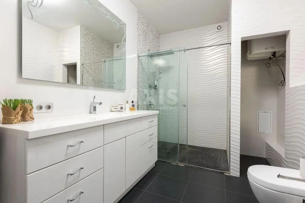 4k apartment vul. Mokra 166699510