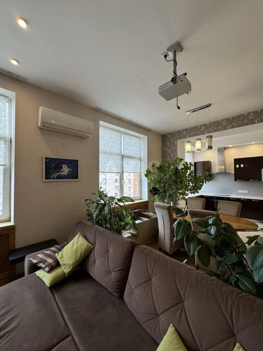 4k apartment vul. Dmytrivs'ka 66А675081