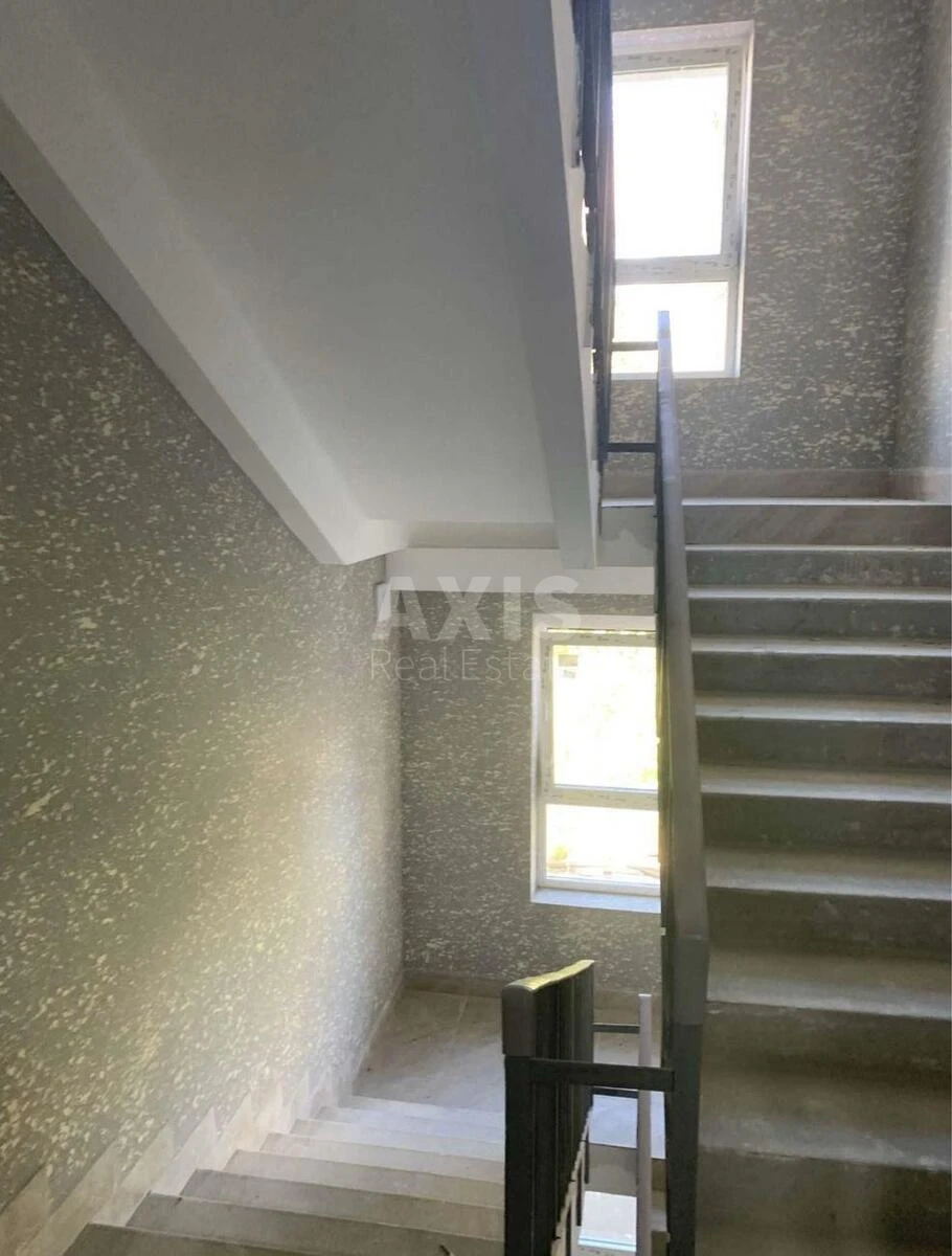 3к квартира ул. Квитка Цисык 326907810