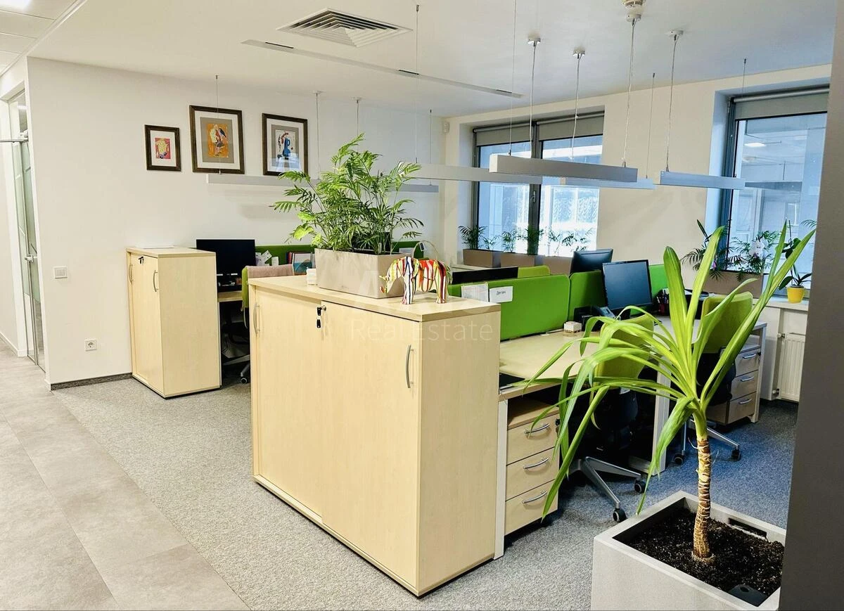 Office pl. Sportyvna 3, 210m2597068