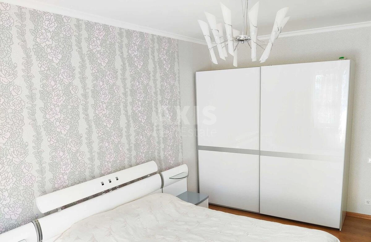 2k apartment vul. Yulia Zdanovska 34А672833