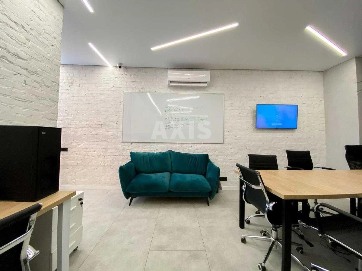 Офис ул. Андрея Верхогляда 19А, 82м2640825