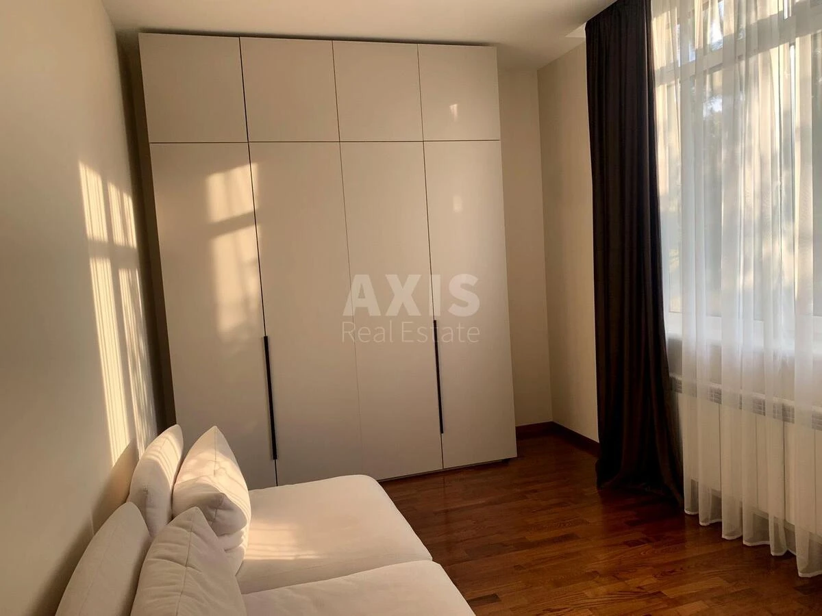 House bul. Mykoly Mikhnovskoho, 300m2, Kyiv city6103913