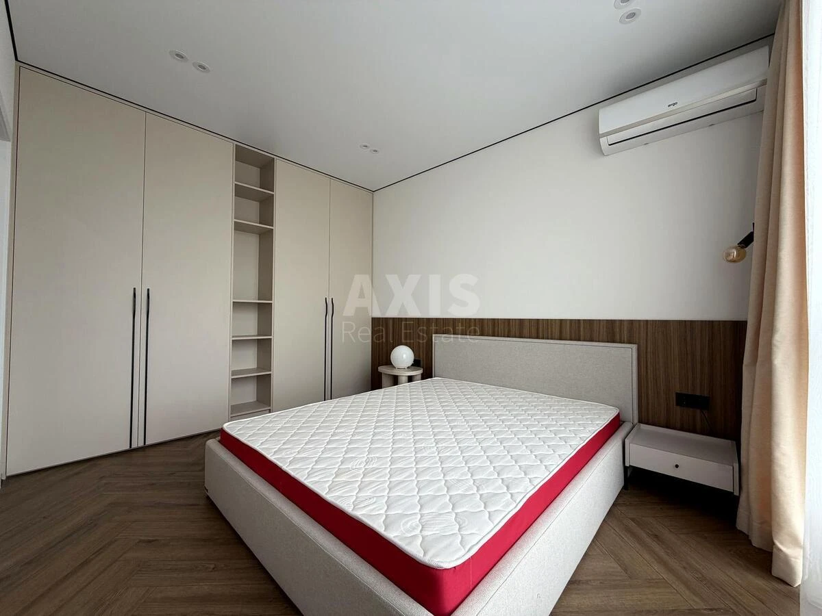 1k apartment nab. Dniprovs'ka 15К6940714