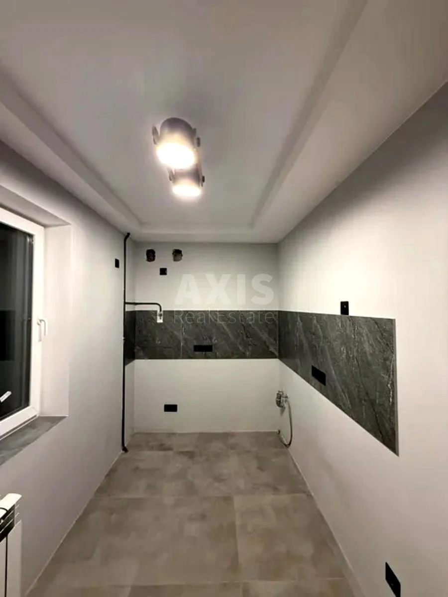 2k apartment vul. Svitlyc'kogo 2161796