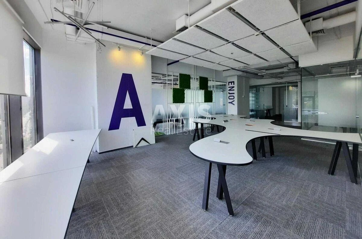 Office pl. Sportyvna One A, 208m2563005