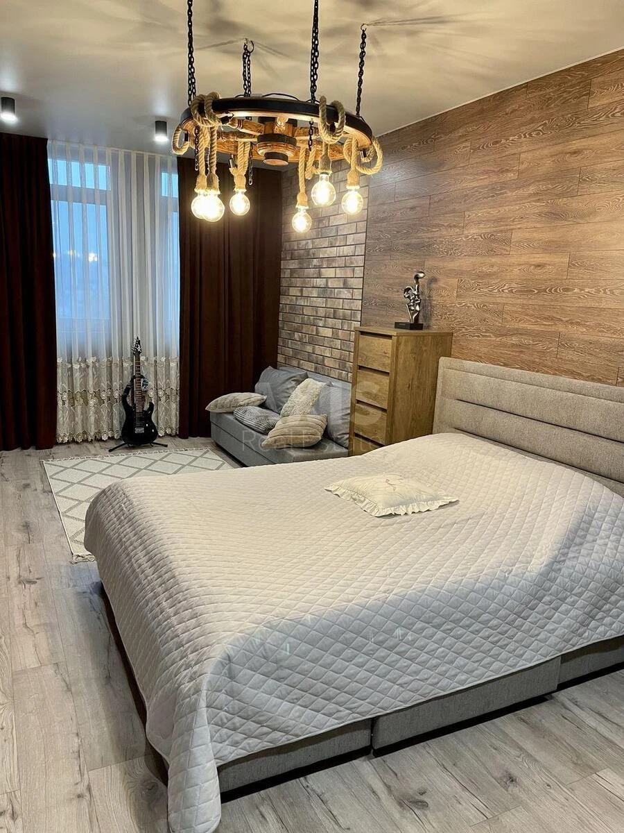 1к квартира пр-т Берестейский 11672183