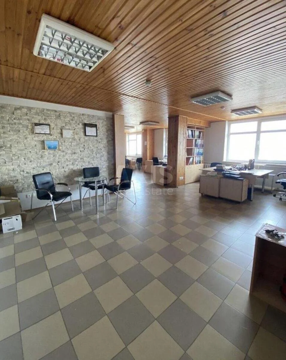 Office shose Harkivs'ke 150, 62m2