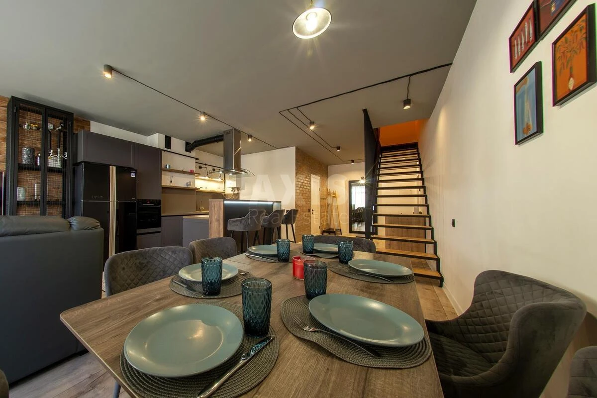 3к квартира ул. Глубочицкая 13640597