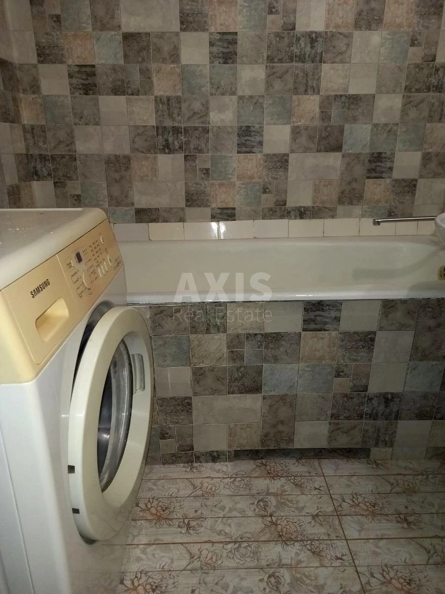 1к квартира ул. Вахтанга Кикабидзе 8А6576415