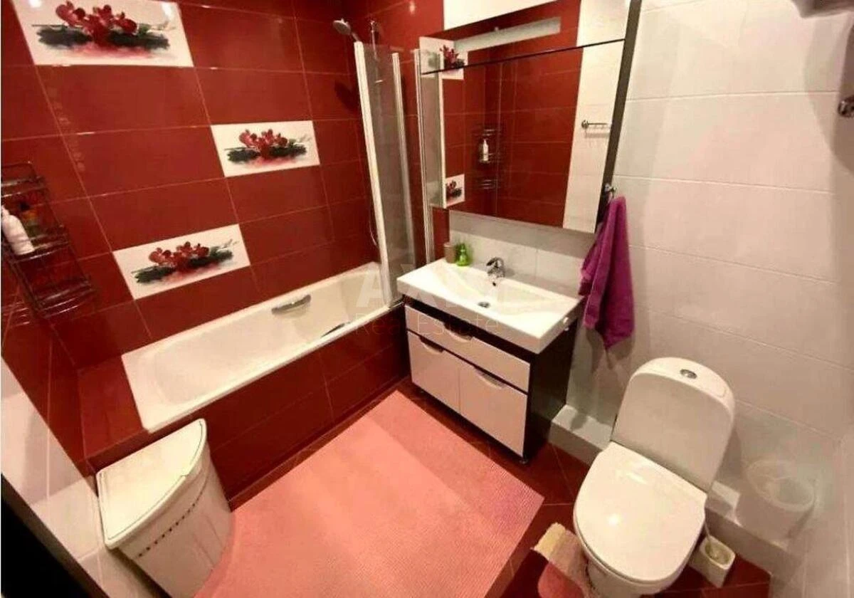 2k apartment vul. Sribnokil's'ka 1679946