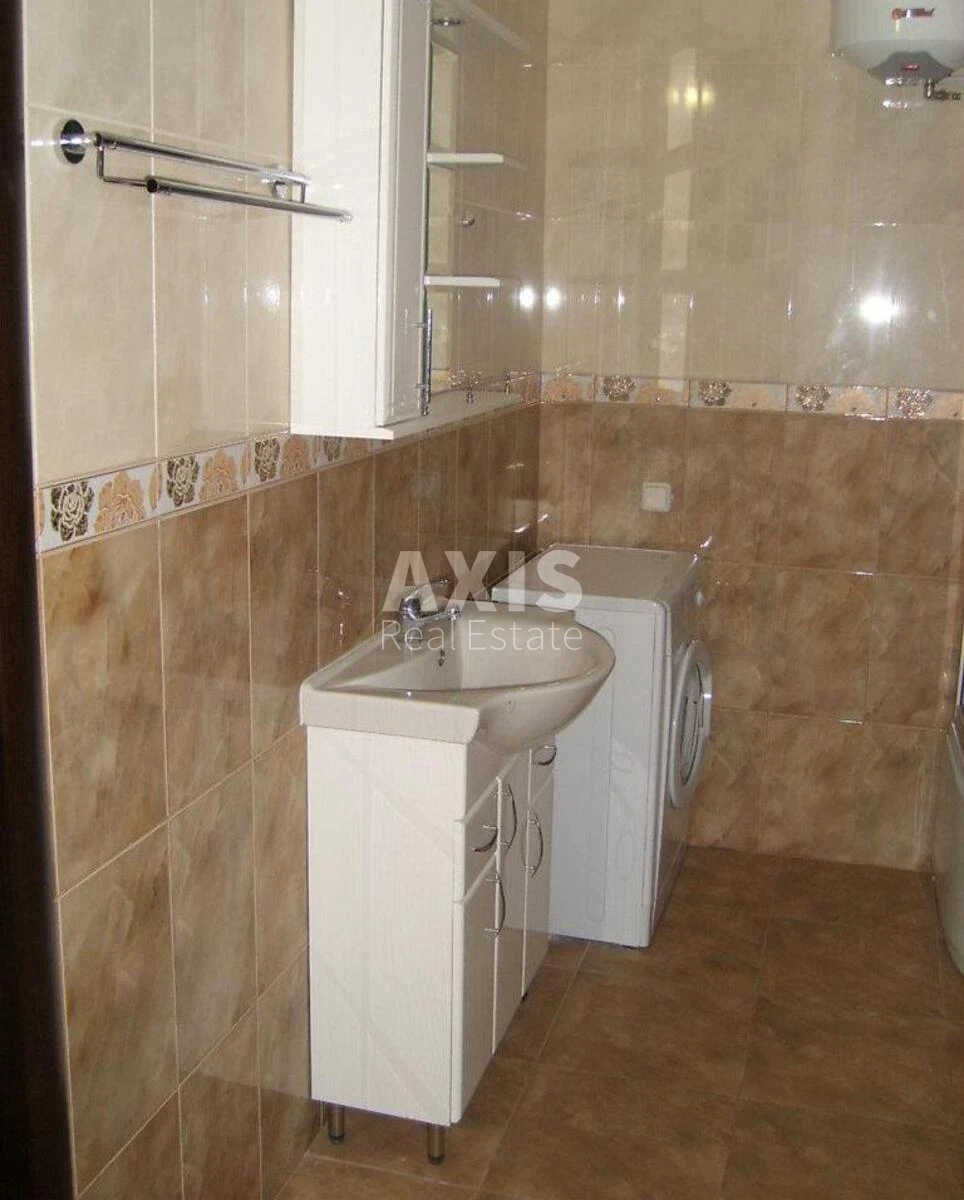 2k apartment vul. Dragomanova Forty-year-old572052