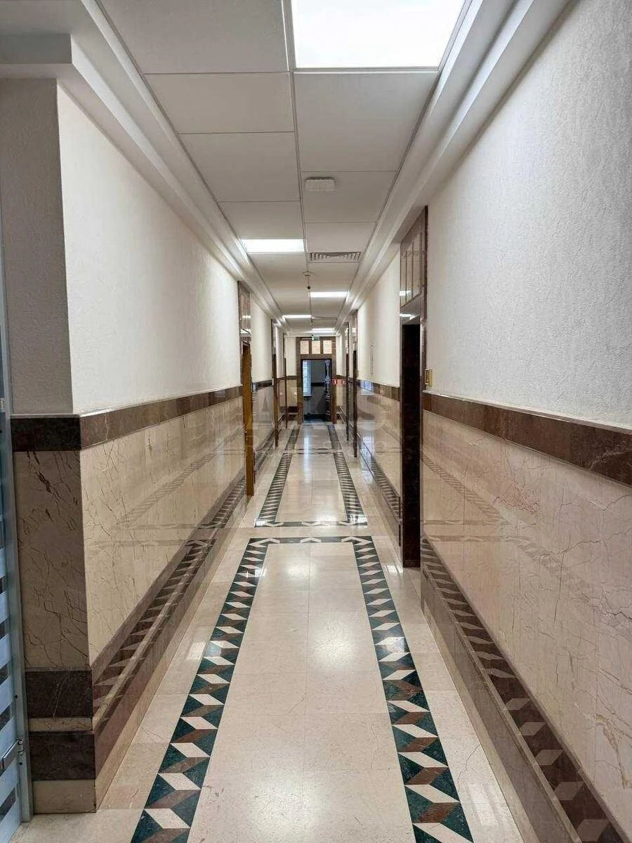 Office vul. Kostjantynivs'ka 32Б, 972m2625171