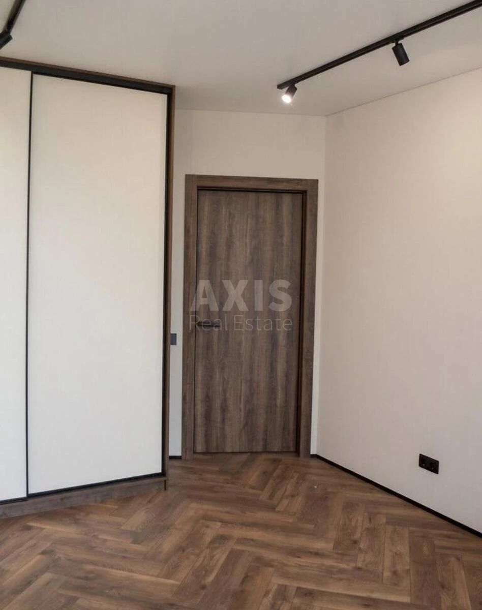 2k apartment vul. Rodyny Kristeriv 2696025
