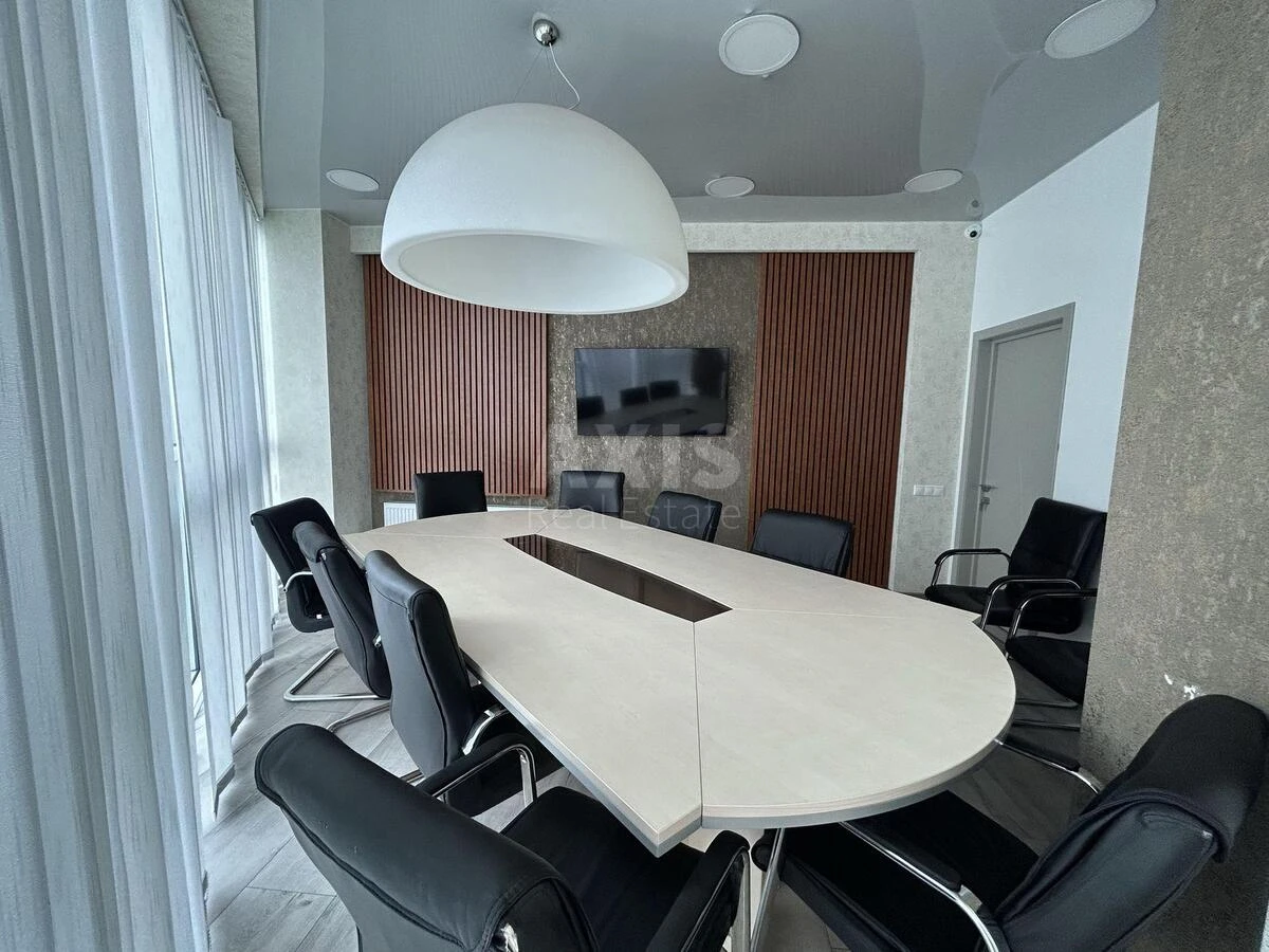 Office vul. Mykil's'ko-Slobids'ka 3Б, 175m271216