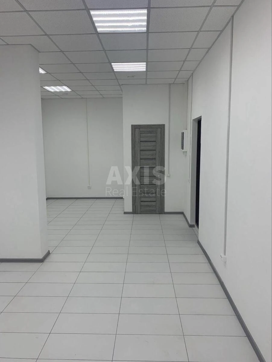 Объект торговли ул. Ахматовой Анны 20, 34м269706