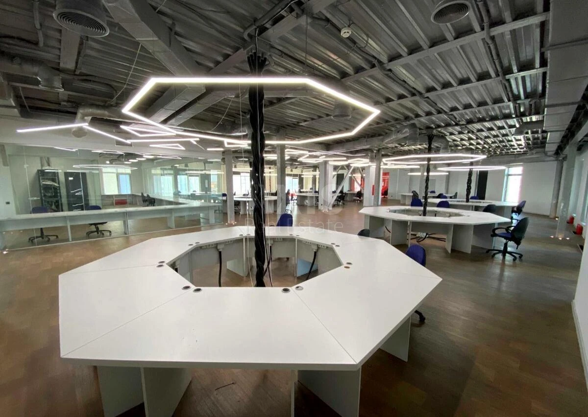 Office vul. Degtjarivs'ka 27Т, 777m2668763