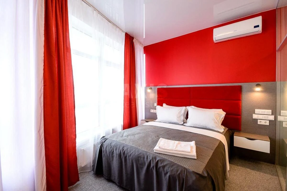 2к квартира спуск Кловский 7654430