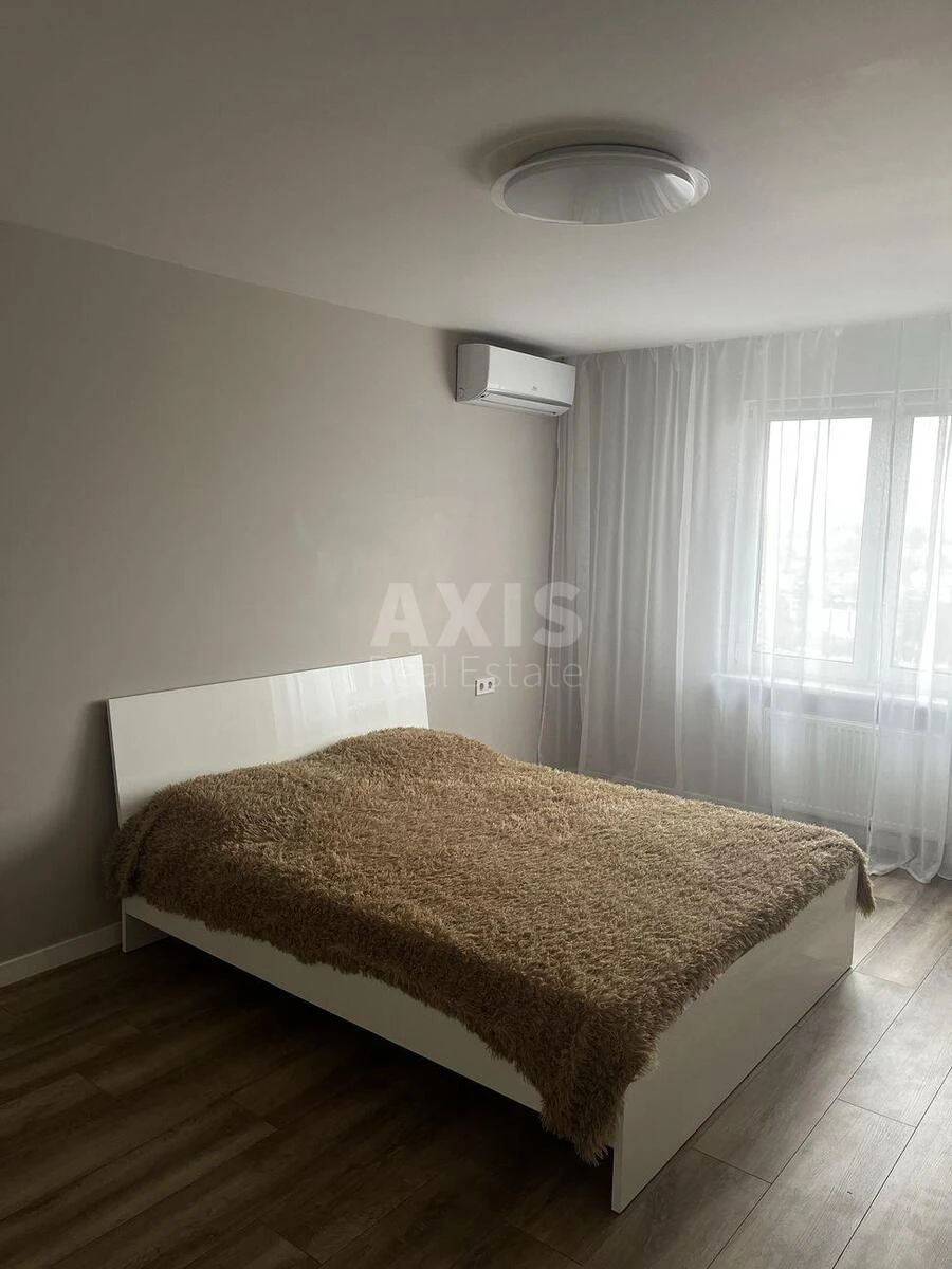 1k apartment prov. Jasynuvats'kyj 11670236